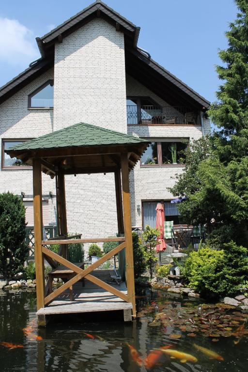 Eifel-Landhaus Ferienwohnungen "Em Gardestueffje" Mechernich Bilik gambar